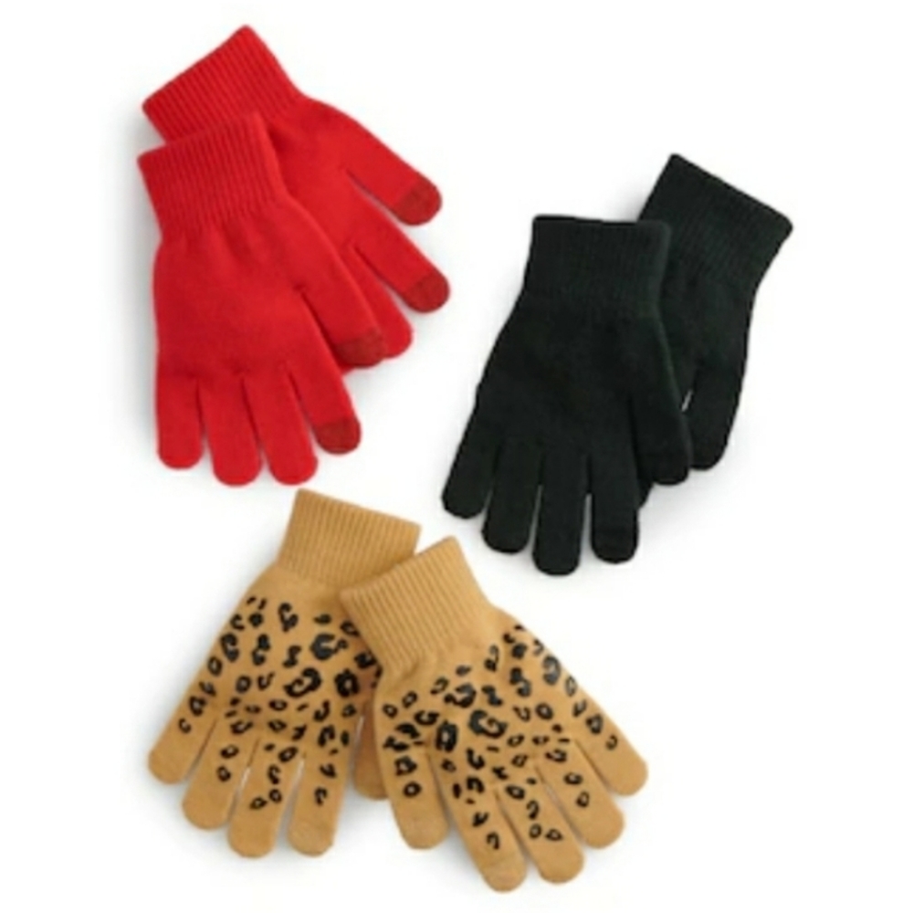 SO WOMEN'S 3 PIECE CHEETAH TECH GLOVE SET.